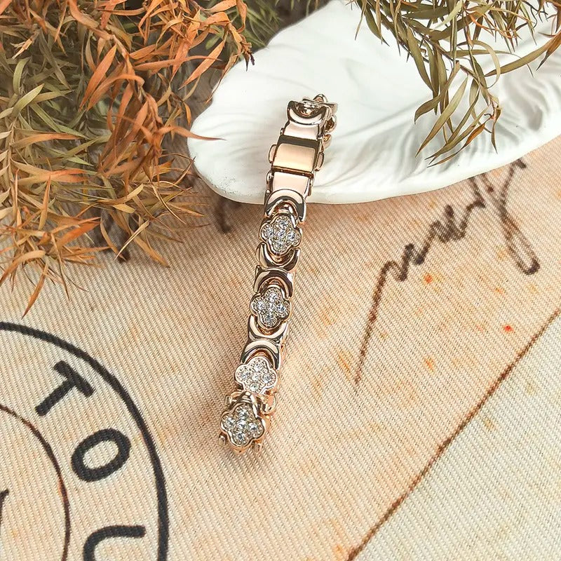 🌟Neue Woche, neue Rabatte: 80 % Rabatt – 🍀 Klee-Armband aus Kupfer mit Magnetverschluss [2 Stück kaufen, versandkostenfrei] - Image 3